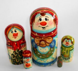 Snowman wreath tree Babushka Matryoshka nesting Doll Babooshki Babushkas