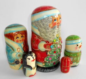Santa with Xmas tree nesting Doll Babooshki s
