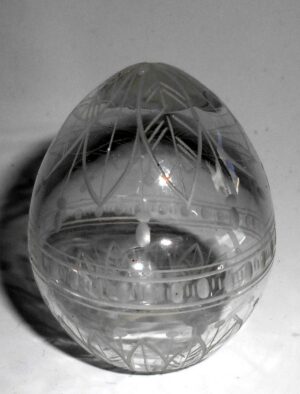 Clear glass egg small with flowers