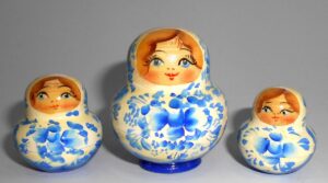 MINI in white and blue 10-set TINY nesting Doll Babooshki s