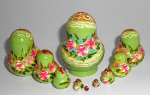 MINI in green 10-set TINY nesting Doll Babooshki s