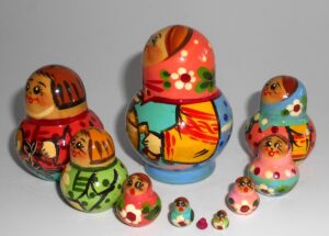 MINI with Samovar 10-set TINY nesting Doll Babooshki s