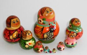 MINI with Black Hen 10-set TINY nesting Doll Babooshki s