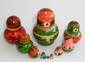 MINI with Black Hen 10-set TINY nesting Doll Babooshki s