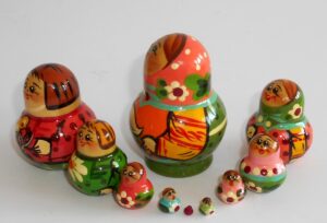 MINI with white gooze 10-set TINY nesting Doll Babooshki s