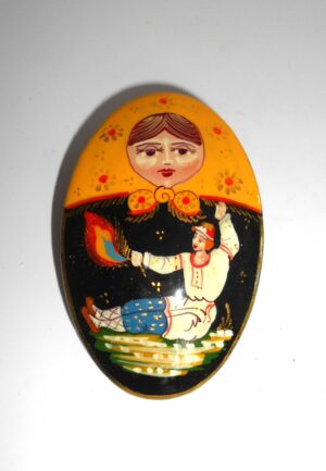 Hairclip "Fairytale" Babushka Matryoshka Babooshki Babushkas