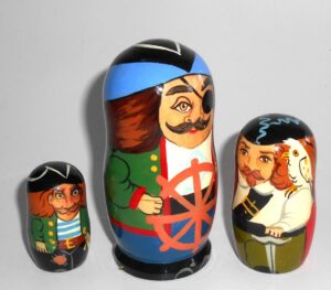 Pirates small nesting doll Babooshki s