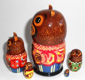 Funny Brown Bear red short nesting Doll Babooshki s