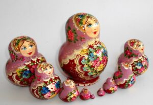 Klara in rose-pink scarf maroon dress 10-set nesting Doll Babooshki s