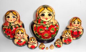 Kirovie white polka dot scarf 10-set Babushka Matryoshka nesting Doll Babooshki Babushkas Classic Village Traditional