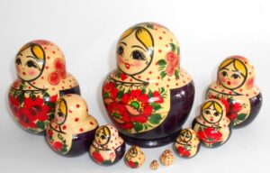 Kirovie white polka dot scarf 10-set nesting Doll Babooshki s Classic Village Traditional
