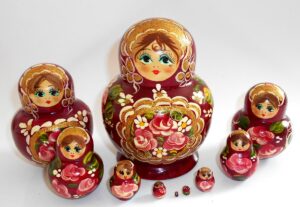 Girl in maroon dress 10-set Babushka Babushka Matryoshka nesting Doll Babooshki Babushkas