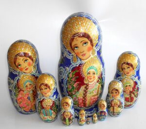 Village Beauty huge 10-set babushka Matryoshka nesting Doll Babooshki Babushkas