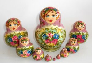 Klara in purple scarf green dress 10-set Babushka Matryoshka nesting Doll Babooshki Babushkas