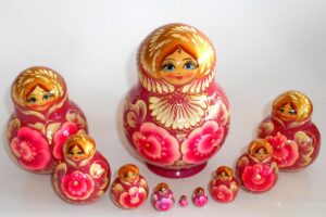 Alice in red 10-set Babushka Matryoshka nesting Doll Babooshki Babushkas