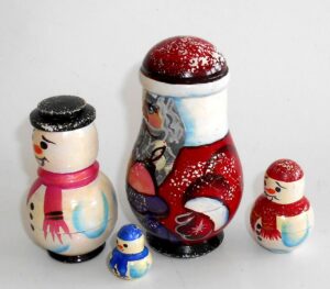 Santa and snowmen 4-set small nesting Doll Babooshki s