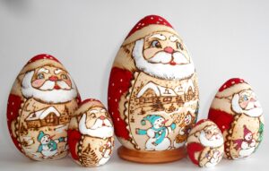 Santa in red egg 5-set nesting Doll Babooshki s