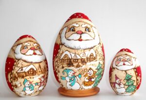 Santa in red egg 5-set nesting Doll Babooshki s