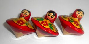 Babushka Traditional Spinning top x 3 Babushka Matryoshka nesting Doll Babooshki Babushkas