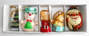 Christmas décor Santa-Snowman-Snowmaiden-Boot Carved 5-set Babushka Matryoshka nesting Doll  Babooshki Babushkas BOX SET