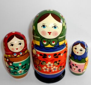 Village SCARF GREEN XLarge 6-set nesting Doll Babooshki s Classic Village Traditional