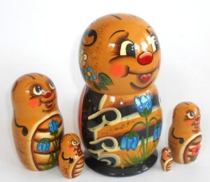 Funny Lady Bug 5-set nesting Doll Babooshki s