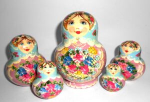 Klara in light blue scarf light purple dress 10-set nesting Doll Babooshki s