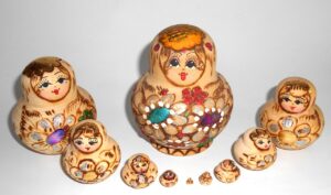 Girl with flowers 10-set Babushka Matryoshka nesting Doll Babooshki Babushkas