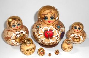 Girl with flowers 8-set Babushka Matryoshka nesting Doll Babooshki Babushkas