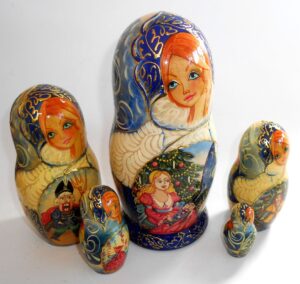 Snow Queen 5-set large nesting Doll Babooshki s