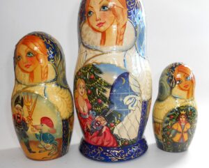 Snow Queen 5-set large nesting Doll Babooshki s