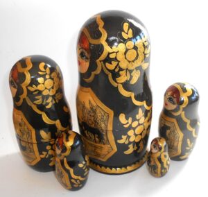 Horses Siluets on gold and black nesting Doll Babooshki s