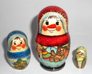 Snowmen 3-set Babushka Matryoshka nesting Doll Babooshki Babushkas