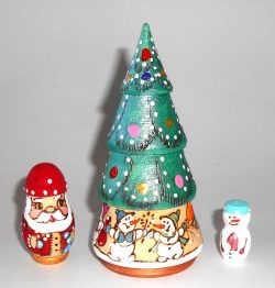 Xmas Tree 3-set woody Babushka Matryoshka nesting Doll  Babooshki Babushkas
