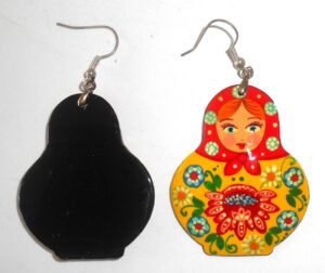 Earrings red scarf yellow dress Babooshki s