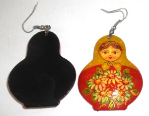 Earrings khaki scarf dark red floral dress Babooshki s