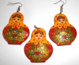 Earrings and pendant: yellow scarf dark red floral dress Babooshki s