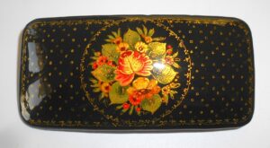 Hair Clip: Flowers on black w/ornament rectangle Babooshki s