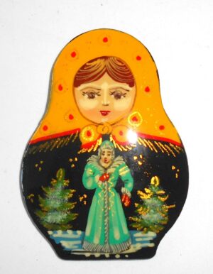 Fridge Magnet: 'SnowMaiden' yellow scarf Babushka Matryoshka Babooshki Babushkas