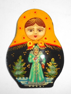Fridge Magnet: ‘SnowMaiden’ yellow scarf Babooshki s