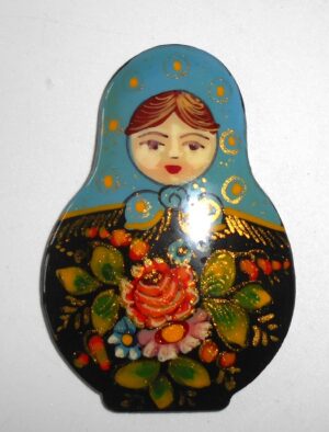 Fridge Magnet: 'Roses' blue scarf Babushka Matryoshka Babooshki Babushkas