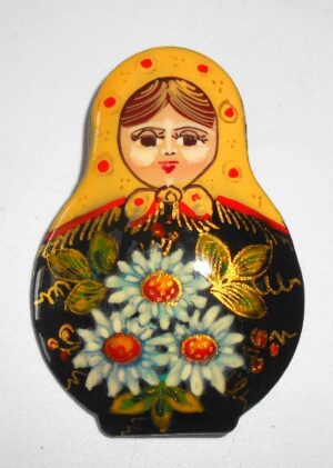 Brooch: 'Daisies' yellow scarf Babushka Matryoshka Babooshki Babushkas