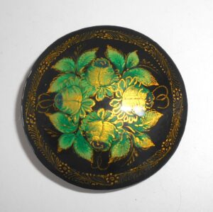 Brooch round w/ornament: green flowers Babushka Matryoshka Babooshki Babushkas