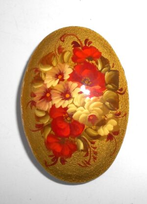 Brooch oval: Floral on gold Babushka Matryoshka Babooshki Babushkas