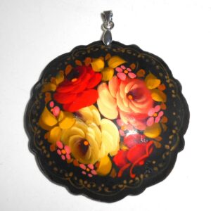 Pendant fancy round: Yellow & red roses on black Babushka Matryoshka Babooshki Babushkas