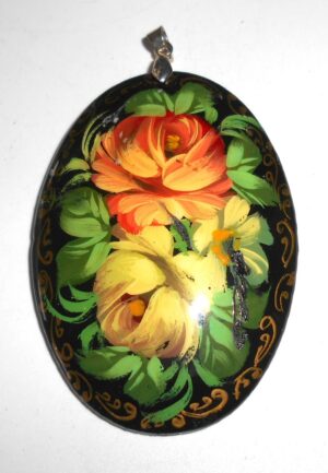 Pendant oval: Flowers on black Babushka Matryoshka Babooshki Babushkas