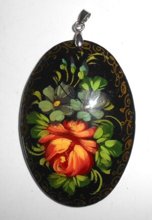 Pendant oval: Wild flowers on black Babooshki s