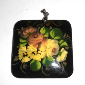 Pendant square: White roses on black Babushka Matryoshka Babooshki Babushkas