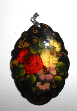 Pendant fancy oval: Flowers on black Babooshki s