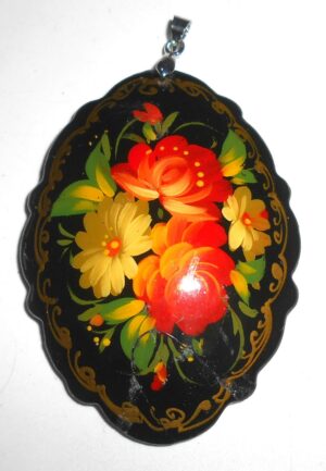 Pendant fancy oval: Various roses on black Babushka Matryoshka Babooshki Babushkas